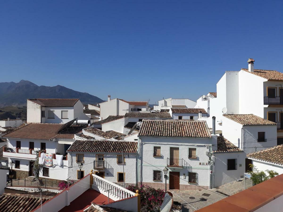 Casa De Teones Guest House Montecorto Luaran gambar