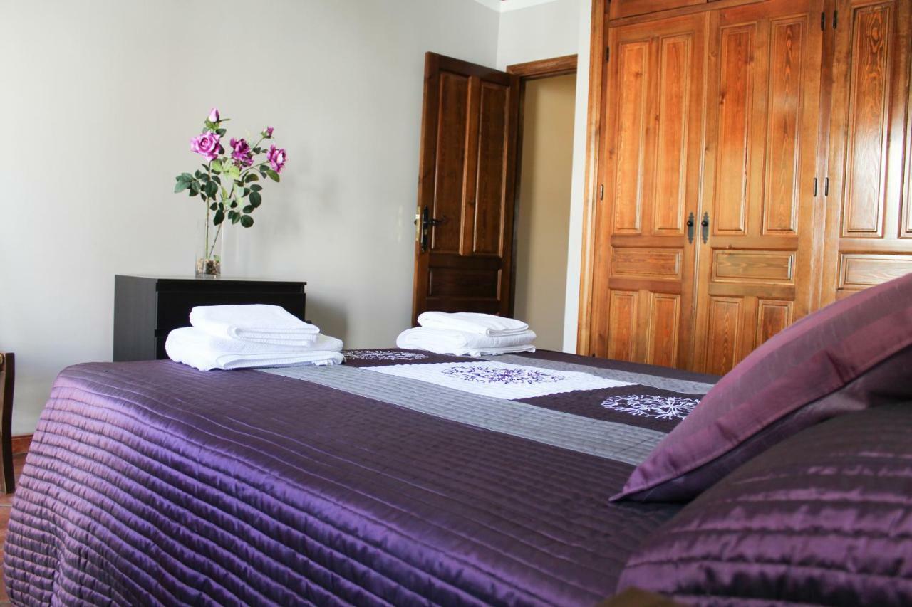 Casa De Teones Guest House Montecorto Luaran gambar
